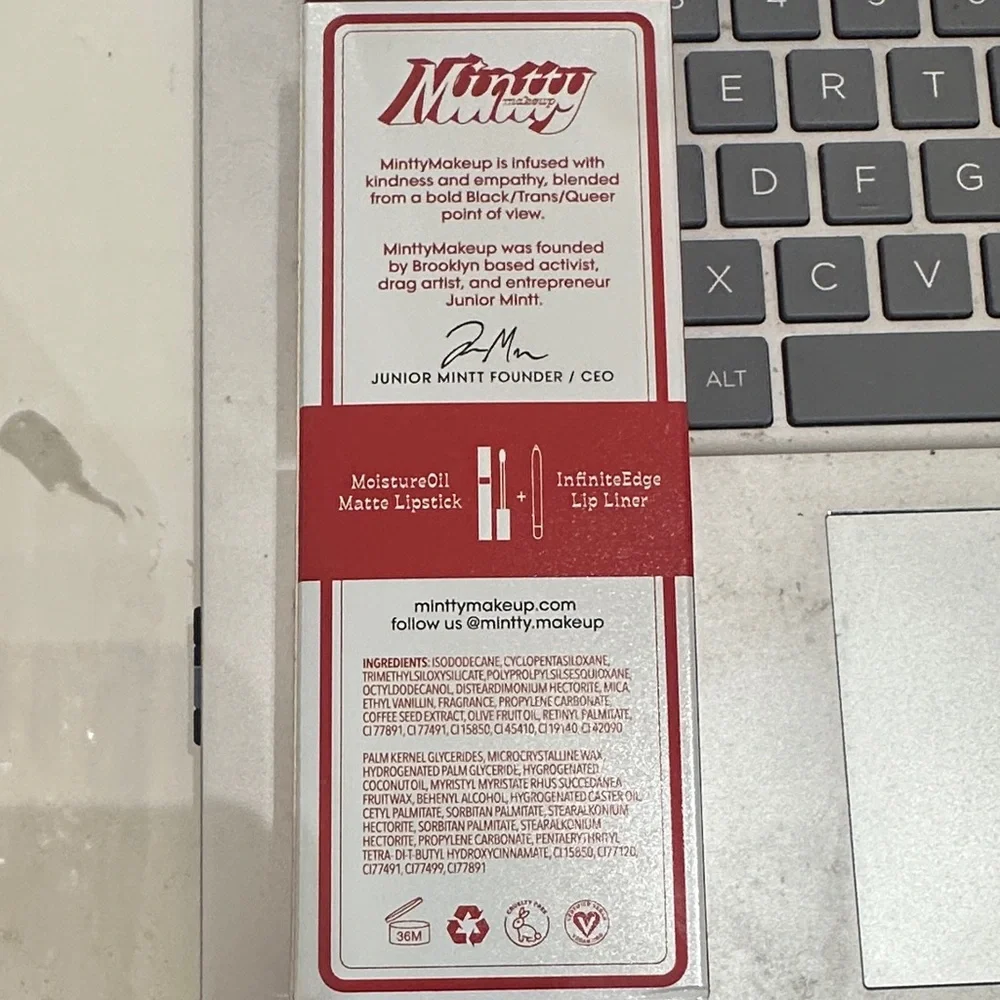 NIP Mintty Make-Up Treatmintt Lip Duo in Red Brick Rebellion